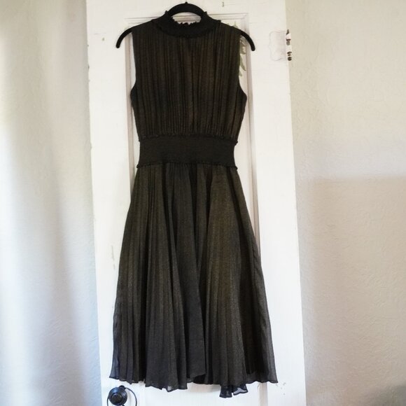 Nanette Lepore Pleated Dress Smocked Neck and Waist Size 4 - Picture 2 of 16